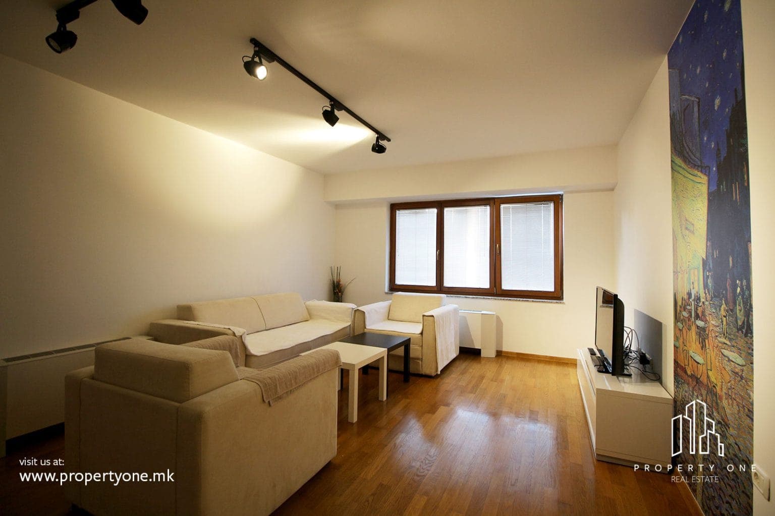 Стан во Центар - За Изнајмување - Центар - Слика 1