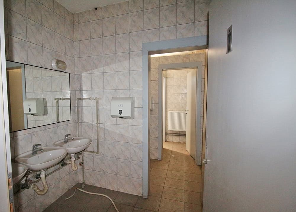 Деловен Објект во Илинден - За Продажба - Илинден - Слика 10