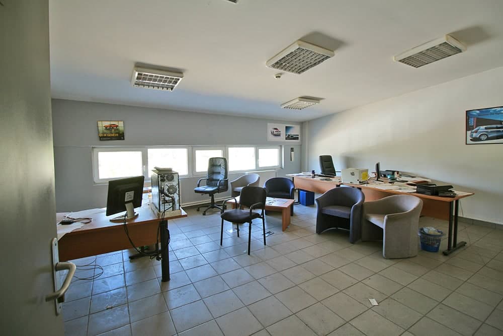 Деловен Објект во Илинден - За Продажба - Илинден - Слика 12