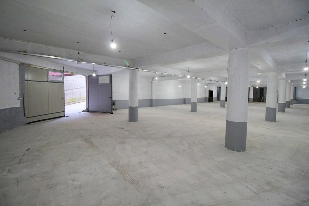 Business space + Warehouse in Vizbegovo - For Rent - Karposh - Image 2