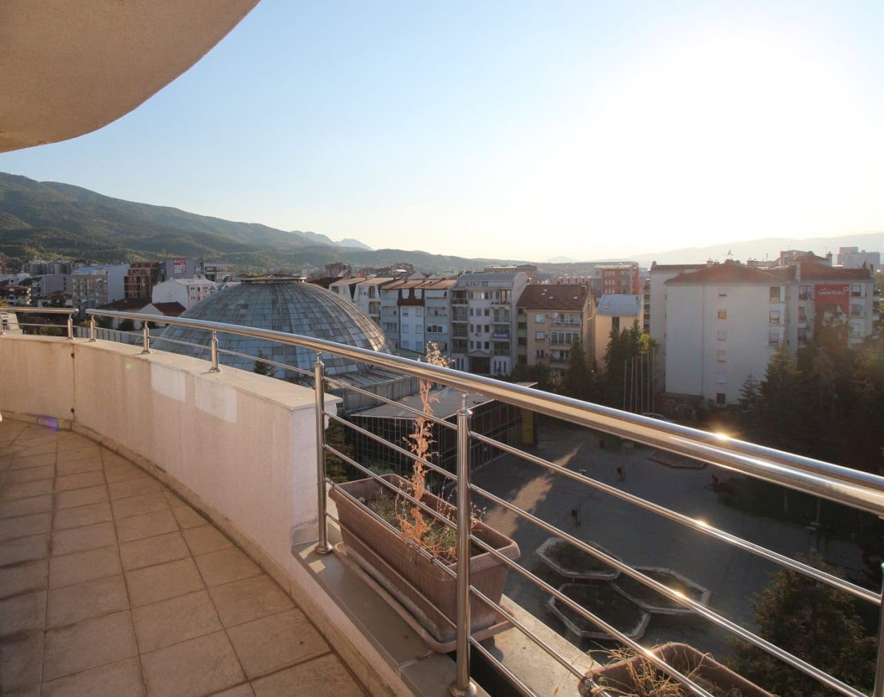 Ексклузивен стан во Центар - За Изнајмување - Центар - Слика 4