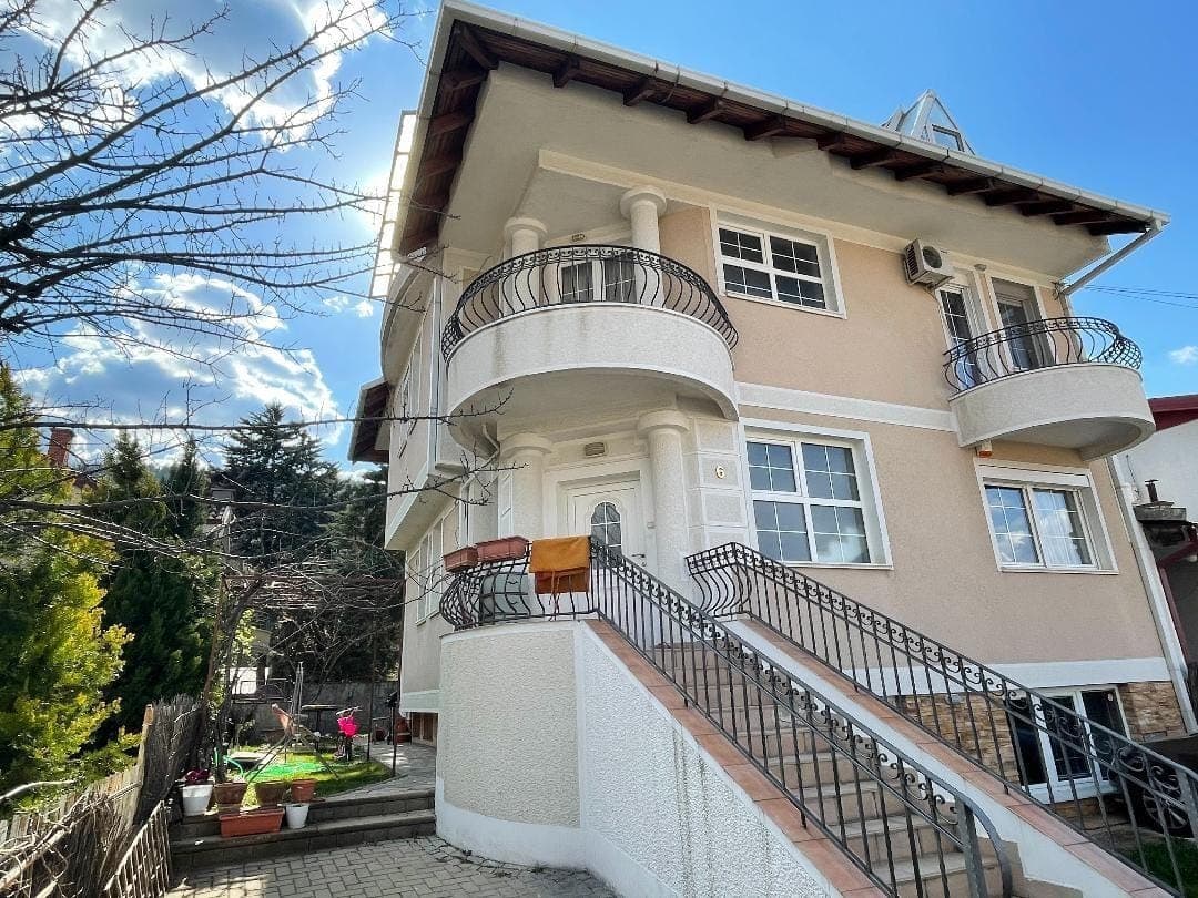 Beautiful house for rent in Przino - For Rent - Przhino