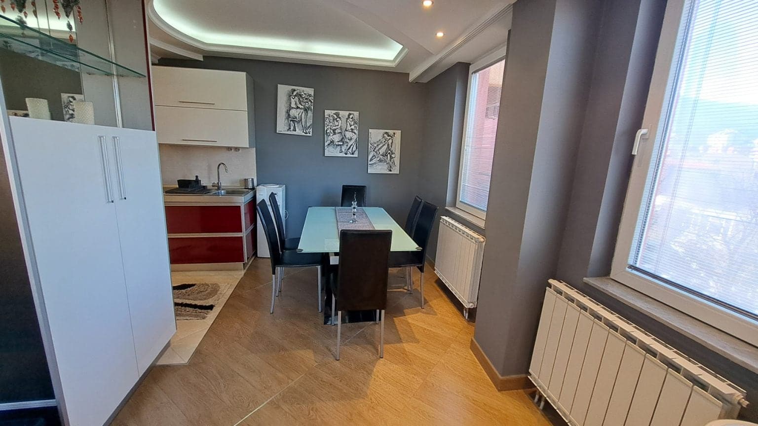 Стан 86м2 во Центар - За Изнајмување - Центар - Слика 10