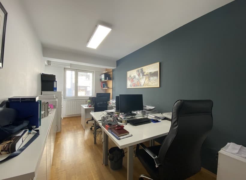 Office space 91m2 in Center - For Rent - Centar - Image 2