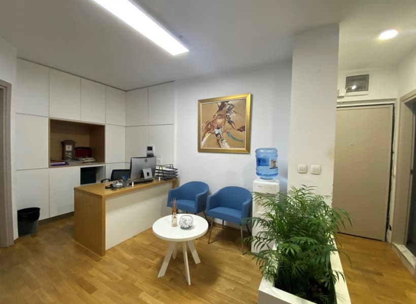 Office space 91m2 in Center - For Rent - Centar - Image 1