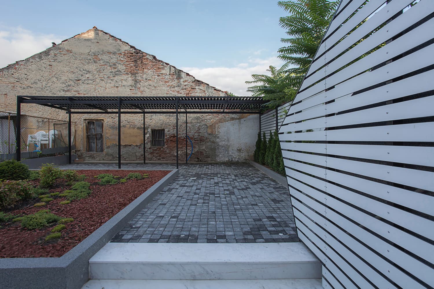 Ексклузивна куќа во Центар до Кале - За Изнајмување - Центар - Слика 9