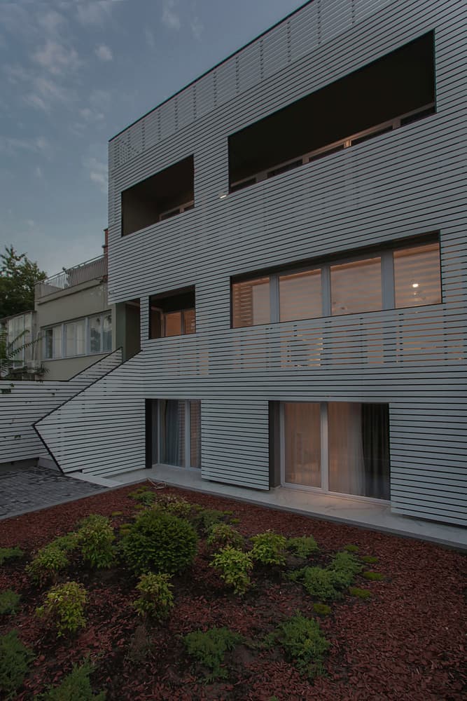 Ексклузивна куќа во Центар до Кале - За Изнајмување - Центар - Слика 11