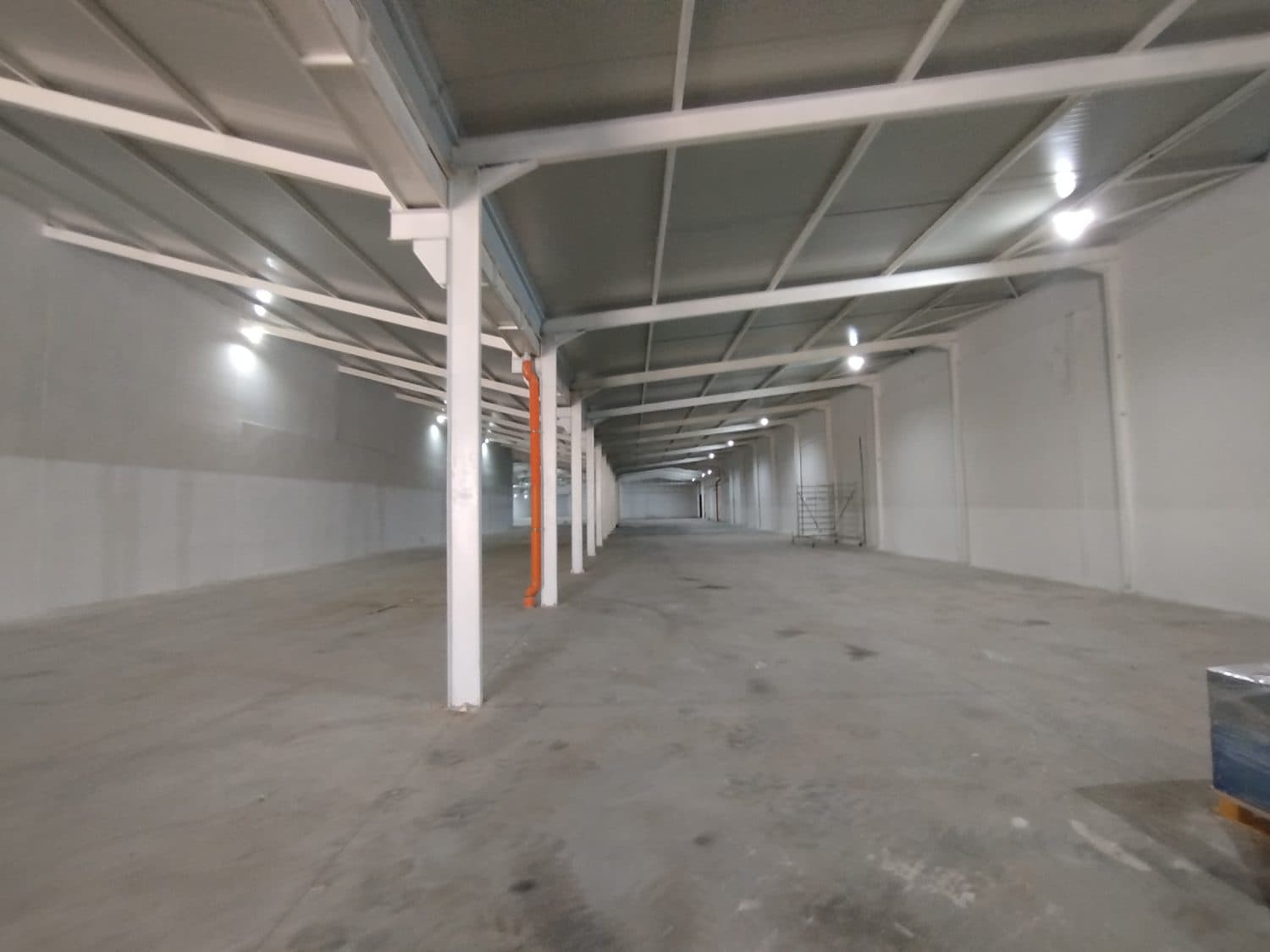 Хала во Гази Баба - За Изнајмување - Гази Баба - Слика 3