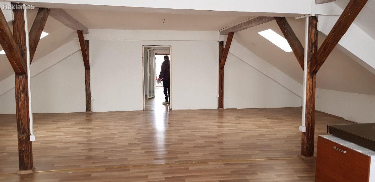 Деловен простор 170м2 во Гази Баба - За Изнајмување - Гази Баба