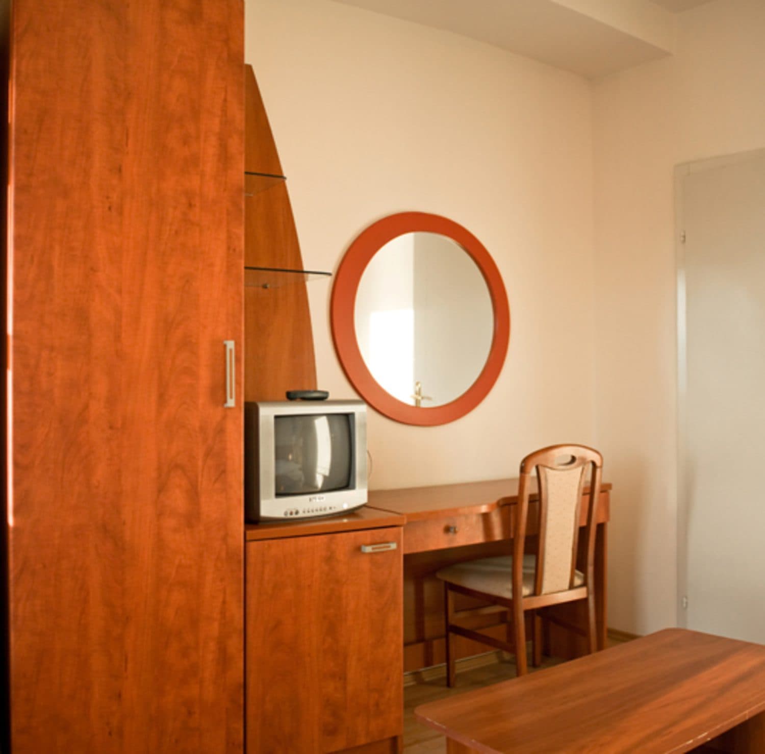 Boutique hotel 740m2 in Peshtani Ohrid - For Sale - Ohrid - Image 10