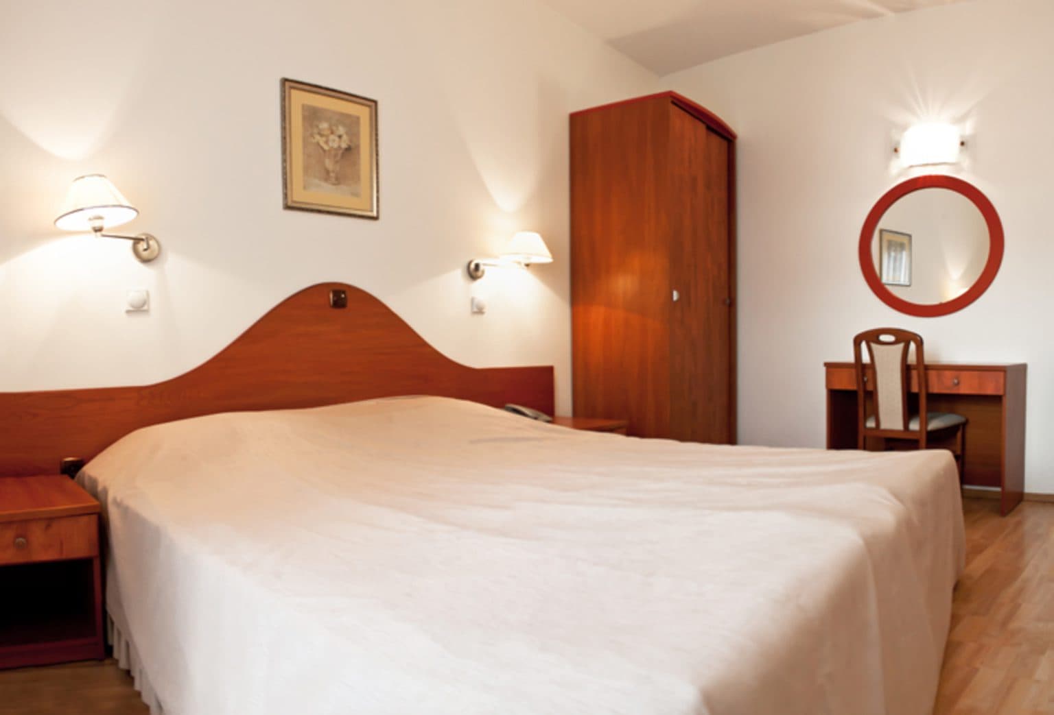 Boutique hotel 740m2 in Peshtani Ohrid - For Sale - Ohrid - Image 11