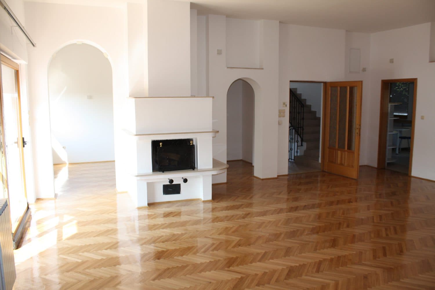 House on excellent location in Taftalidze - For Rent - Karposh - Image 12