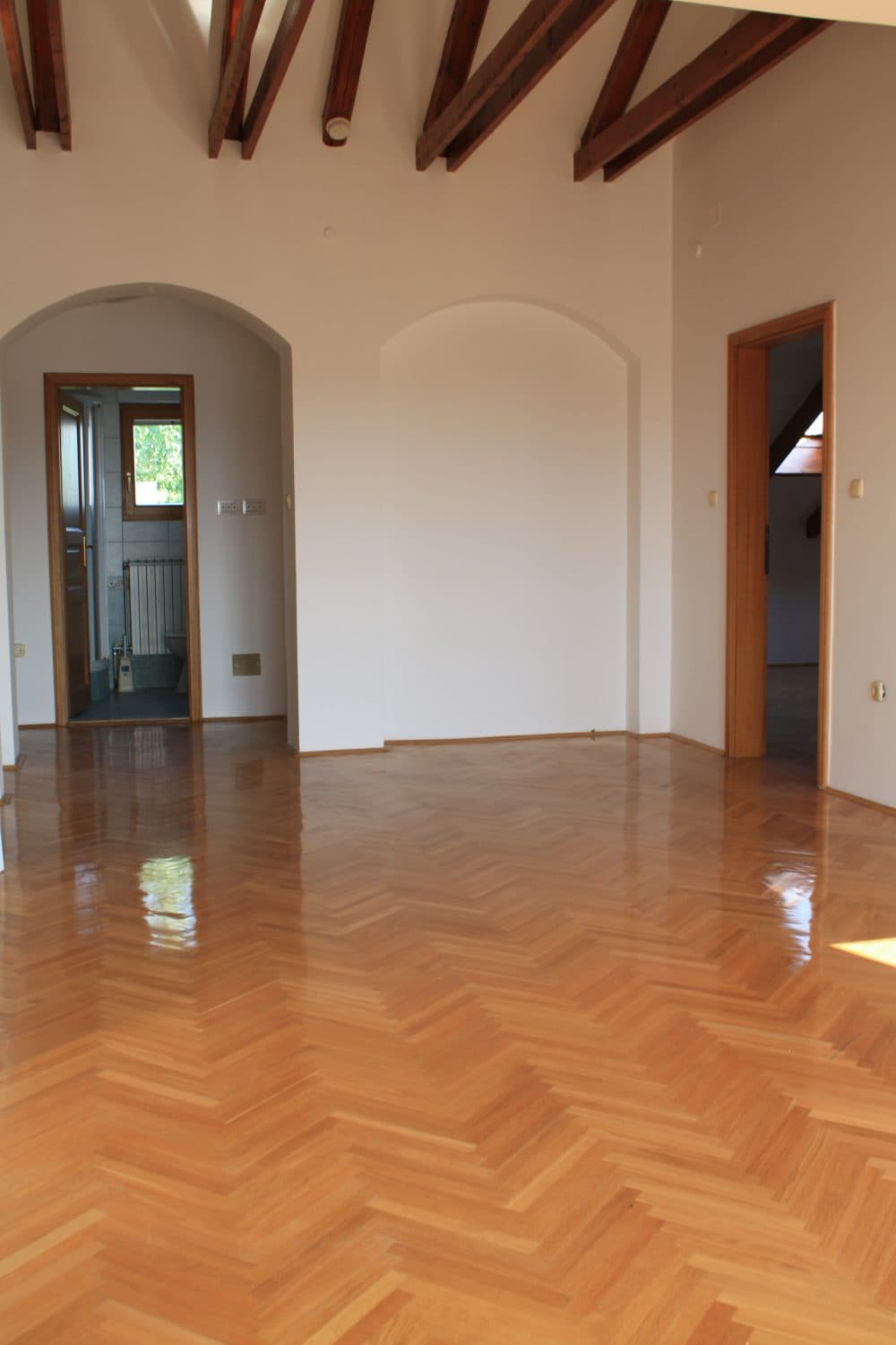 House on excellent location in Taftalidze - For Rent - Karposh - Image 35