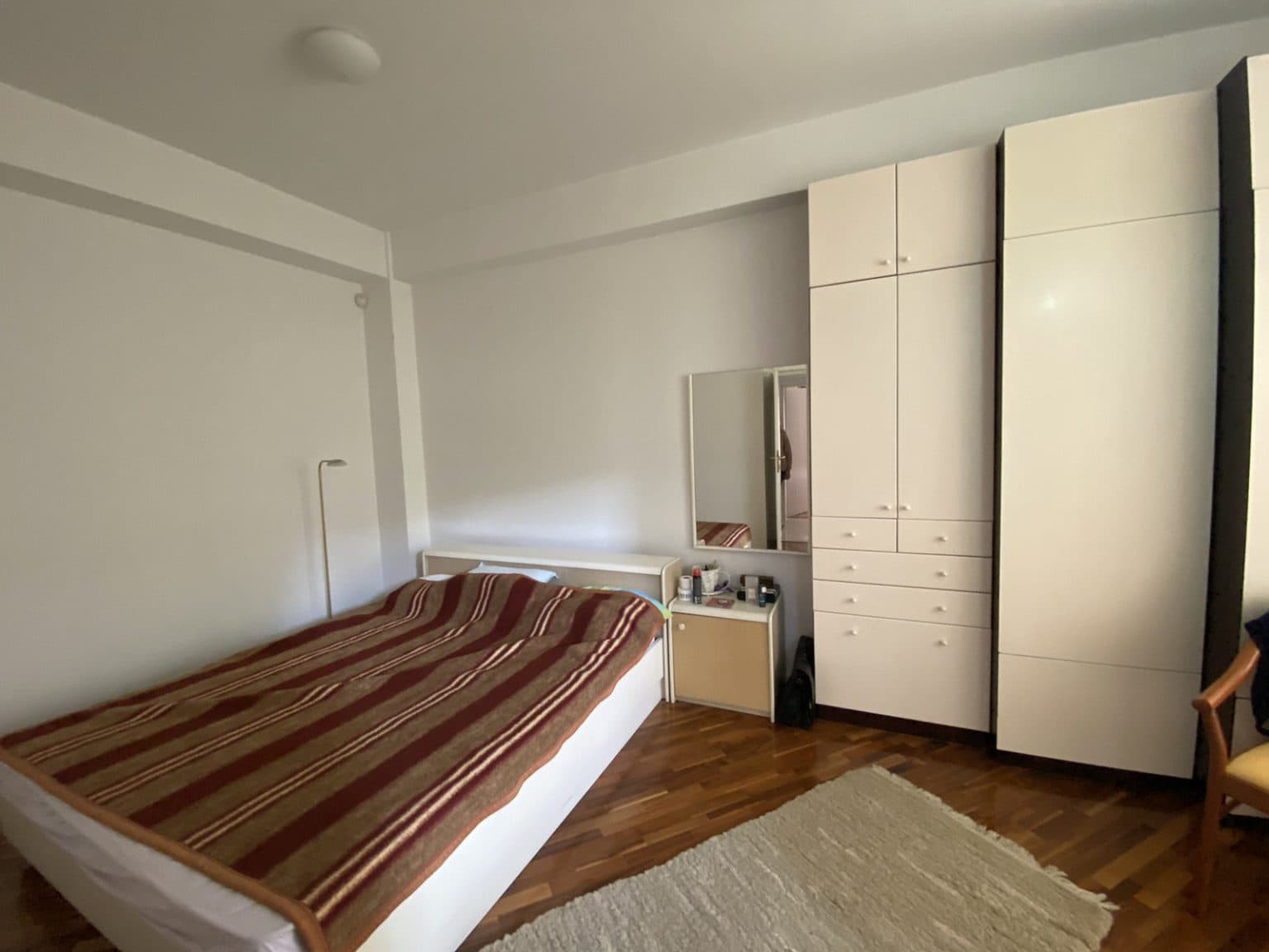 Пространа куќа 486м2 во Хром - 3