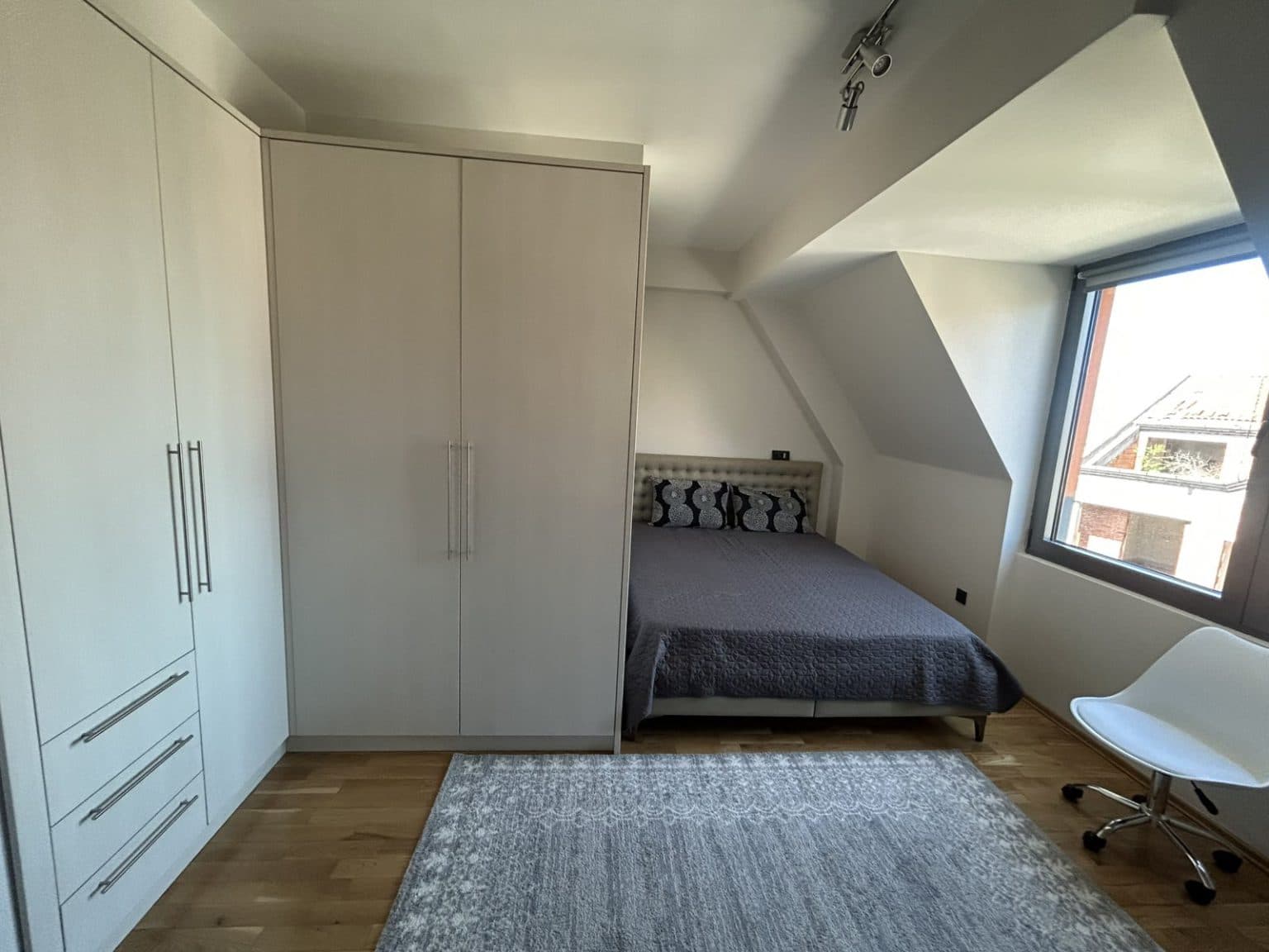 Modern apartment 140m2 in Crniche - For Rent - Crniche - Image 9