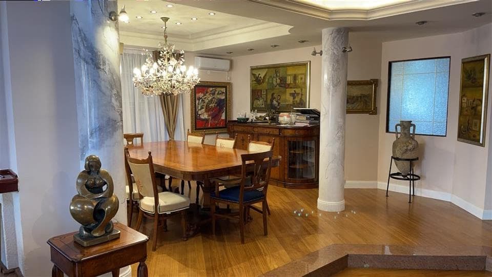 Spacious house 600m2 in Taftalidze - 3