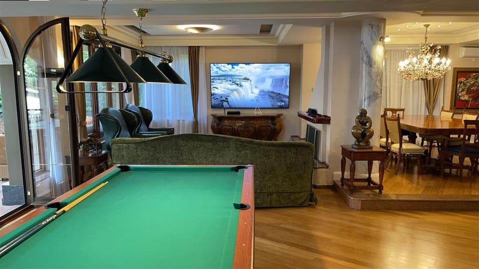 Spacious house 600m2 in Taftalidze - For Rent - Karposh - Image 4