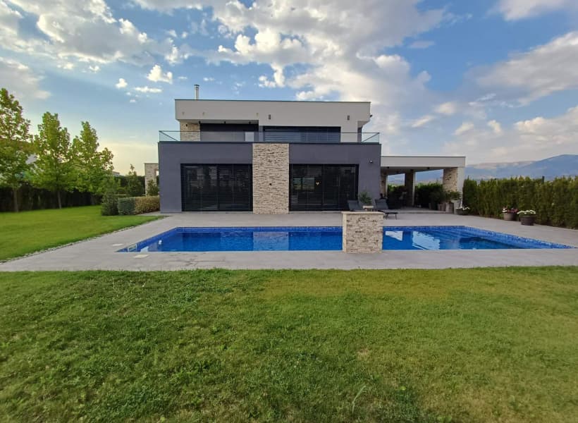 Modern house 630 m² in Bardovci - For Rent - Bardovci