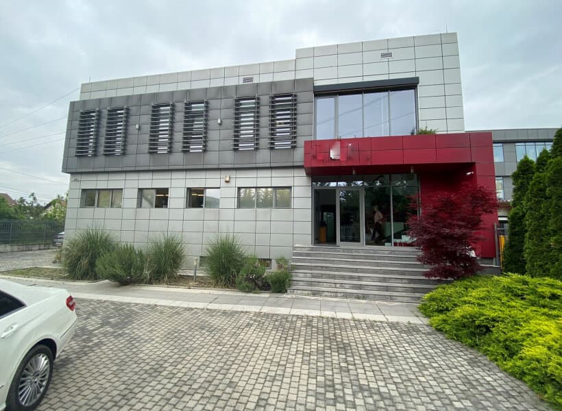 Деловен објект во Кисела Вода - За Продажба - Кисела Вода