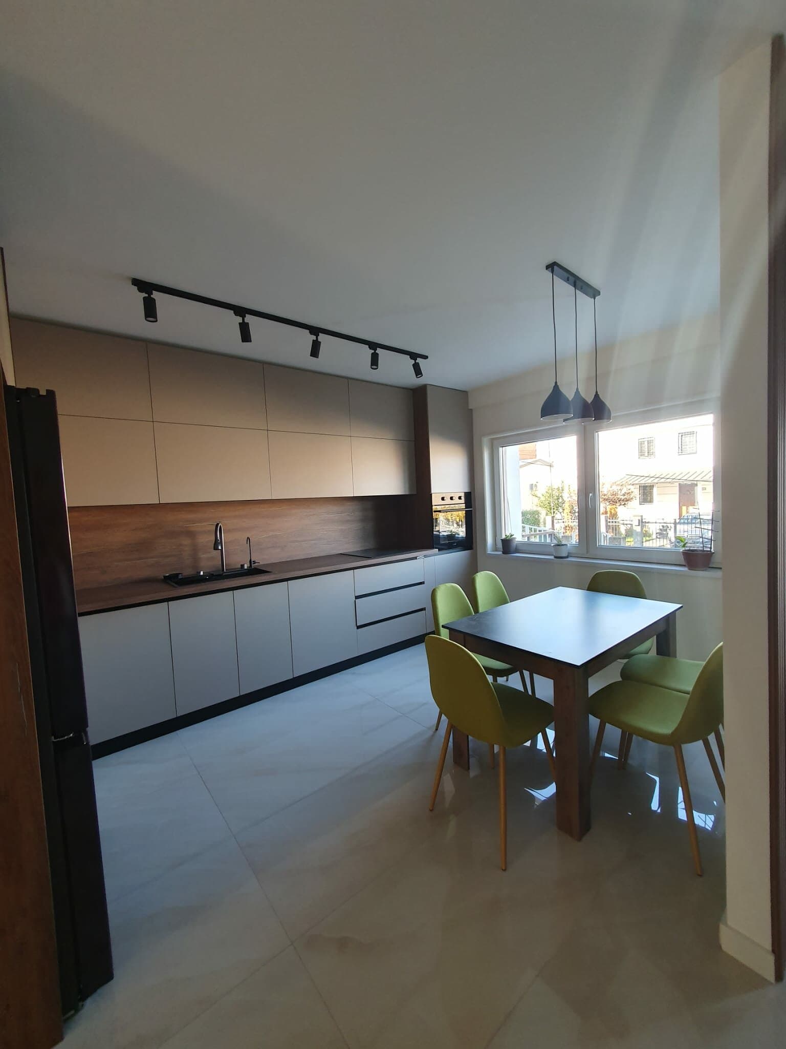 House 124m2 in Zhdanec - For Rent - Karposh - Image 8