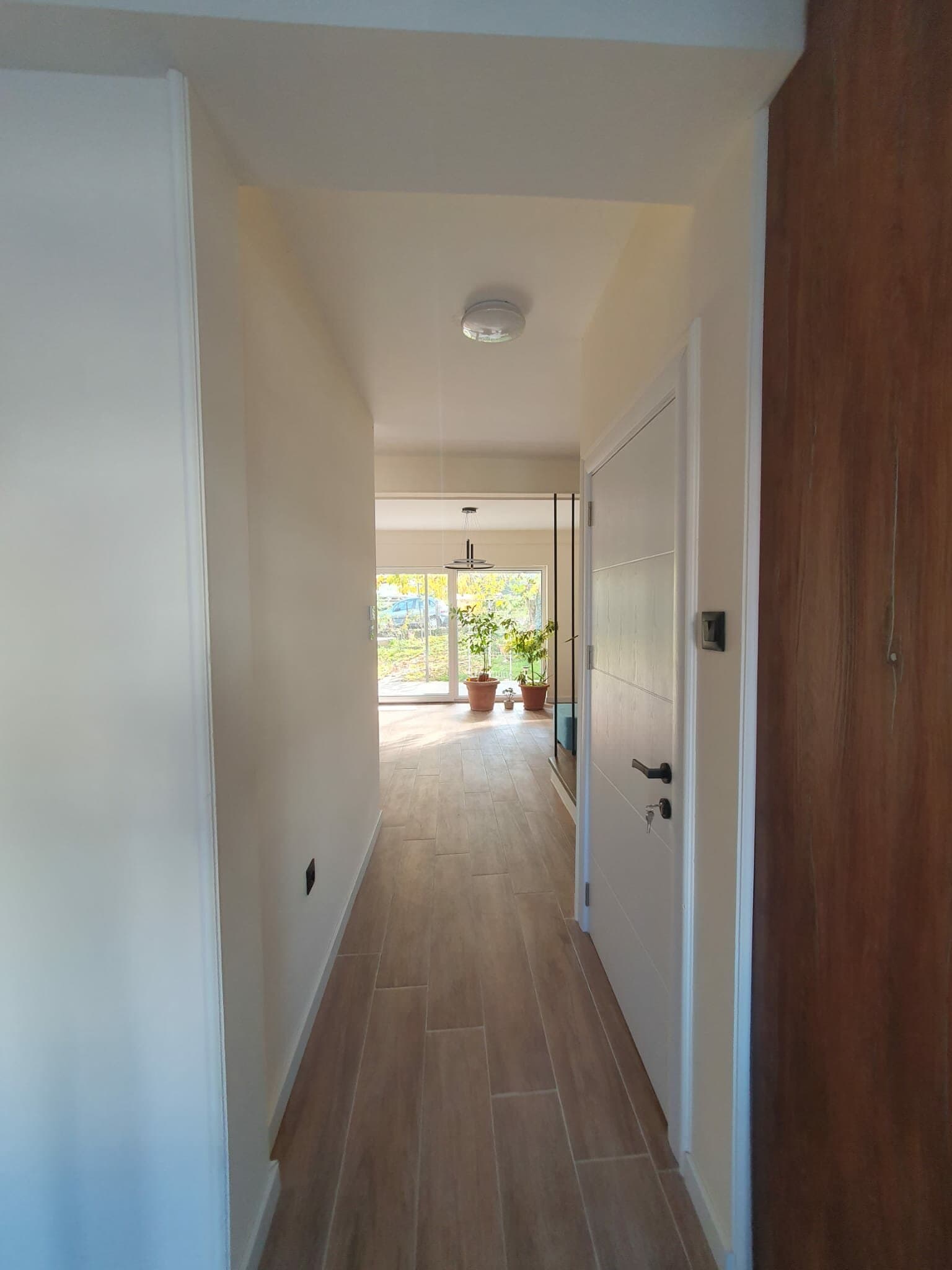 House 124m2 in Zhdanec - For Rent - Karposh - Image 12