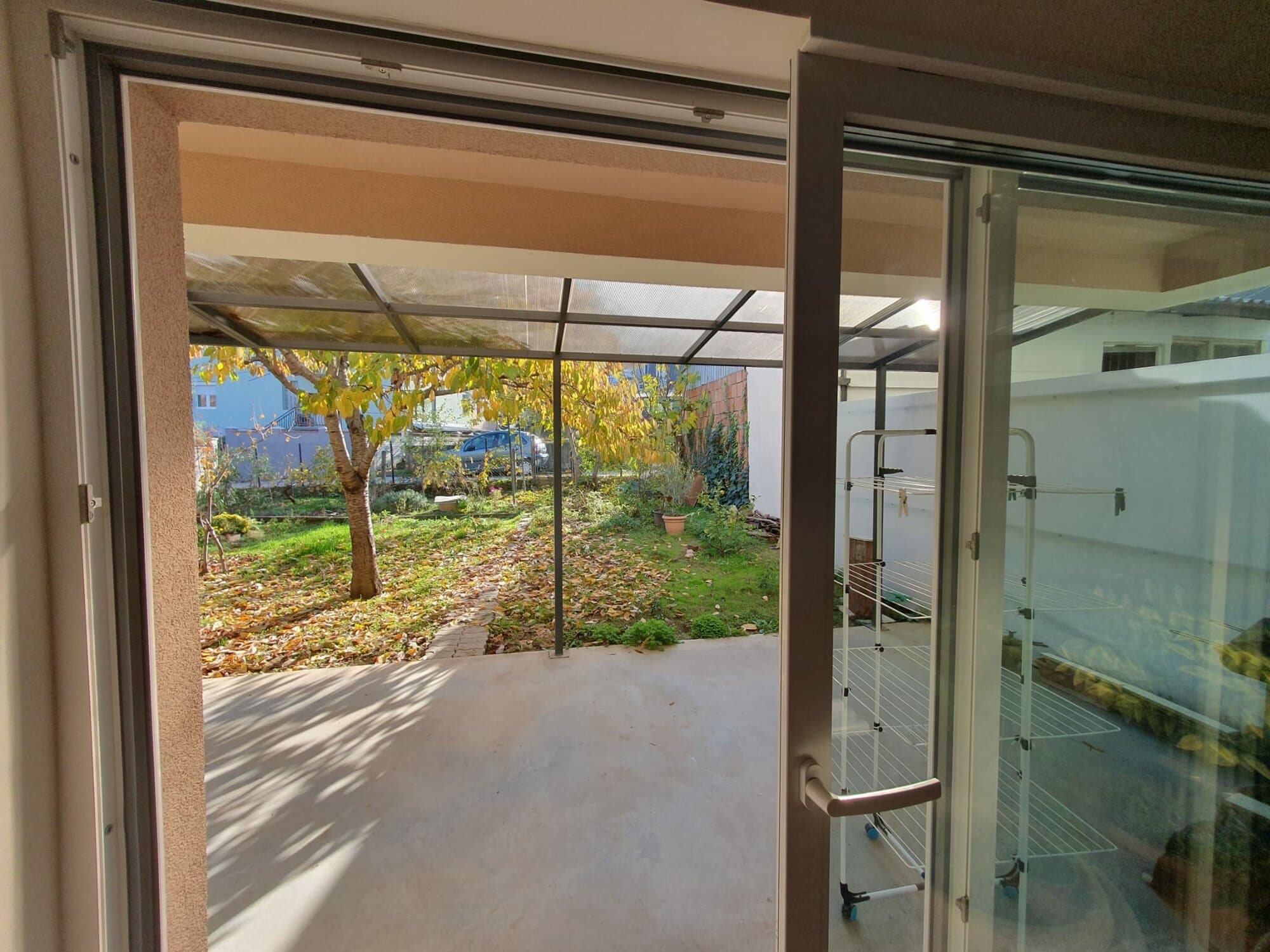 House 124m2 in Zhdanec - For Rent - Karposh - Image 9