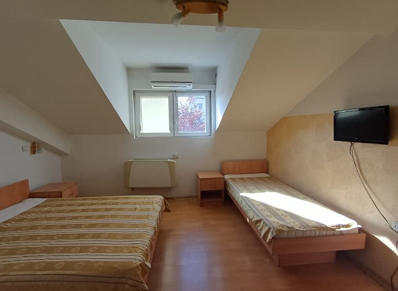 Деловен простор 530м2 во Петровец - За Продажба - Скопје - Слика 10
