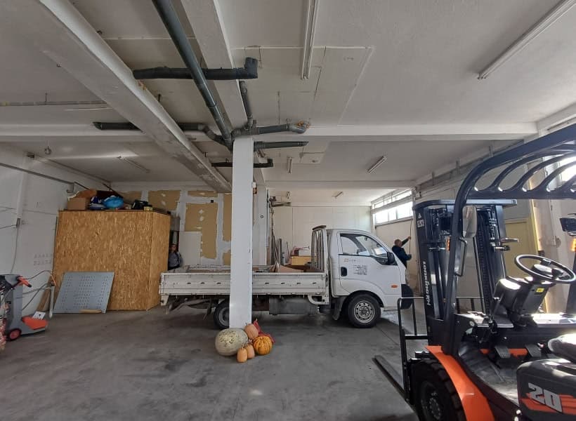 Деловен простор 530м2 во Петровец - За Продажба - Скопје - Слика 17