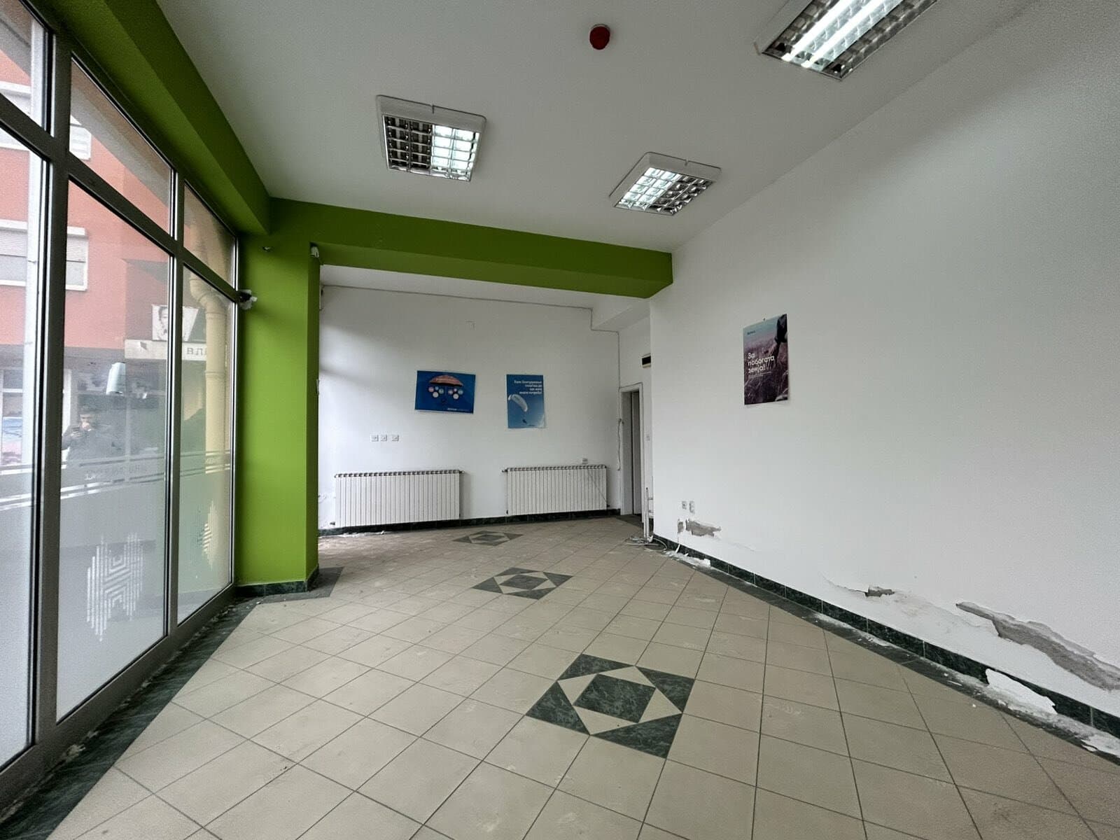 Деловен простор во Кисела вода - За Продажба - Кисела Вода