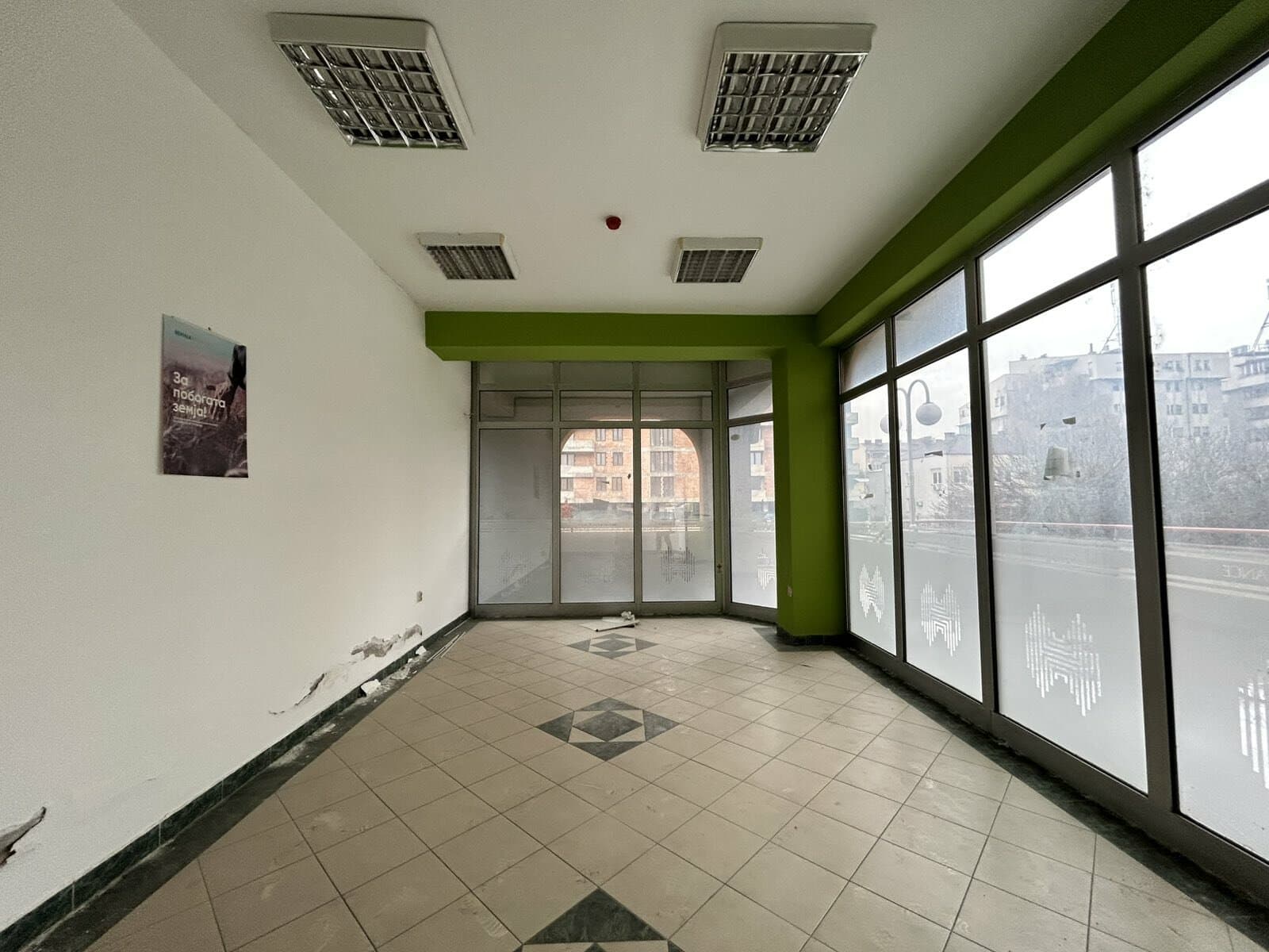 Деловен простор во Кисела вода - 2