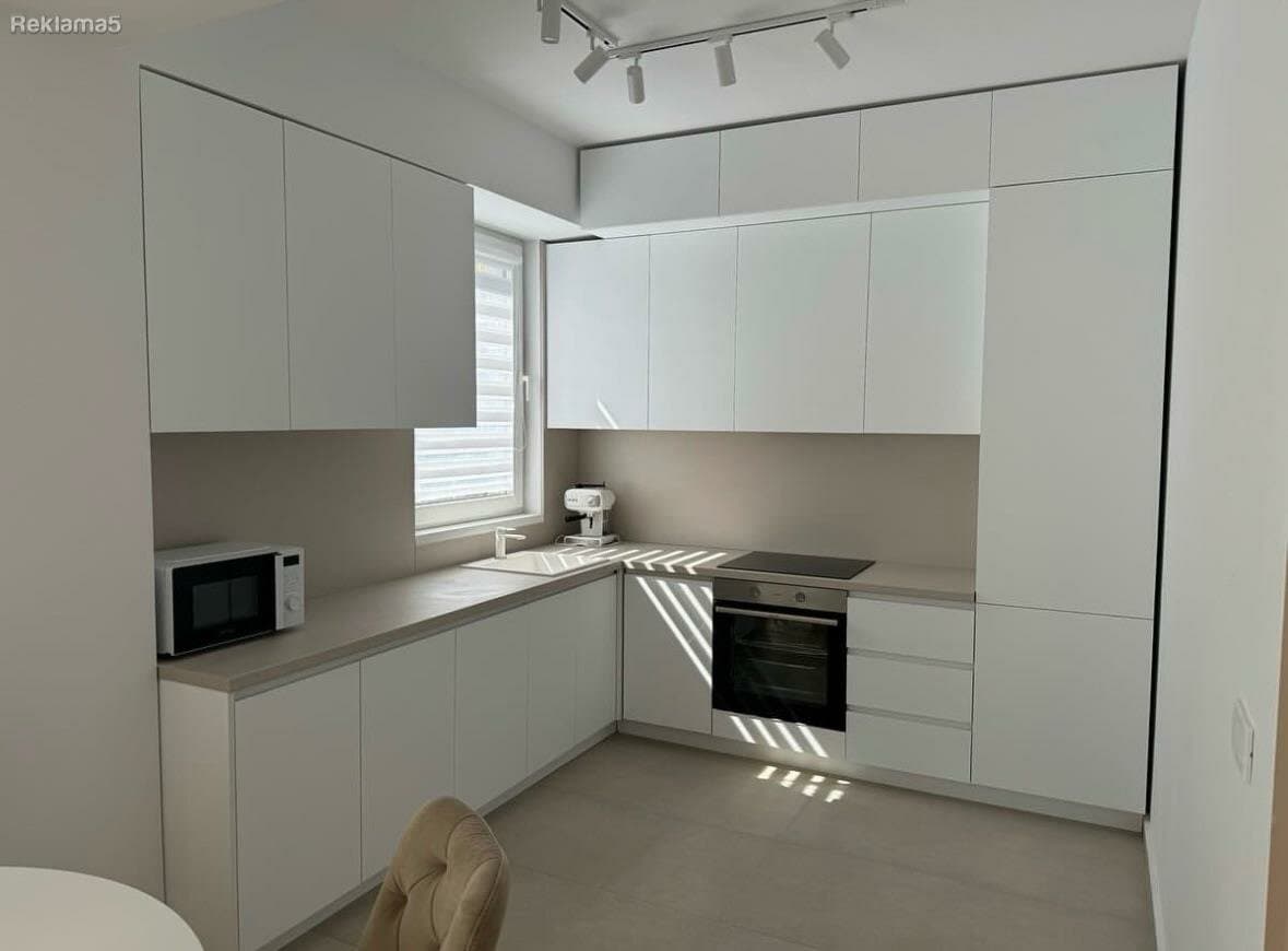 Комфорен стан 80м2 во East Gate - 2