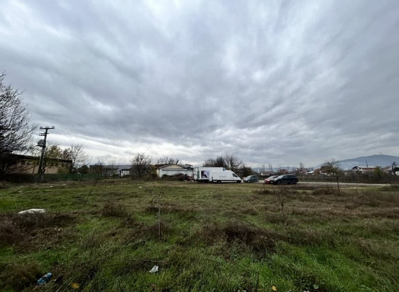 Плац 1775м2 во Маџари - 3