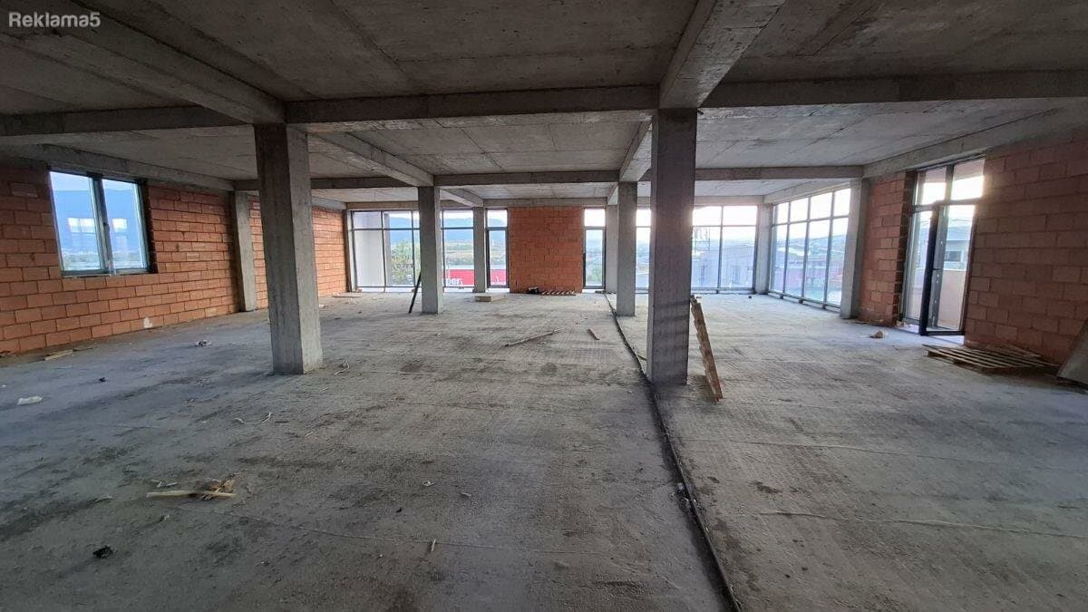 Магацин 960м2 во Визбегово - За Изнајмување - Бутел - Слика 4