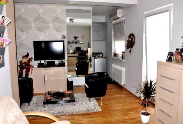 Куќа 350м2 на Водно - За Продажба - Центар - Слика 7