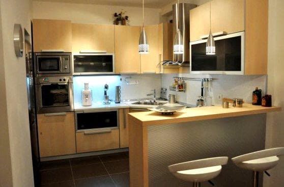 Куќа 350м2 на Водно - За Продажба - Центар - Слика 16