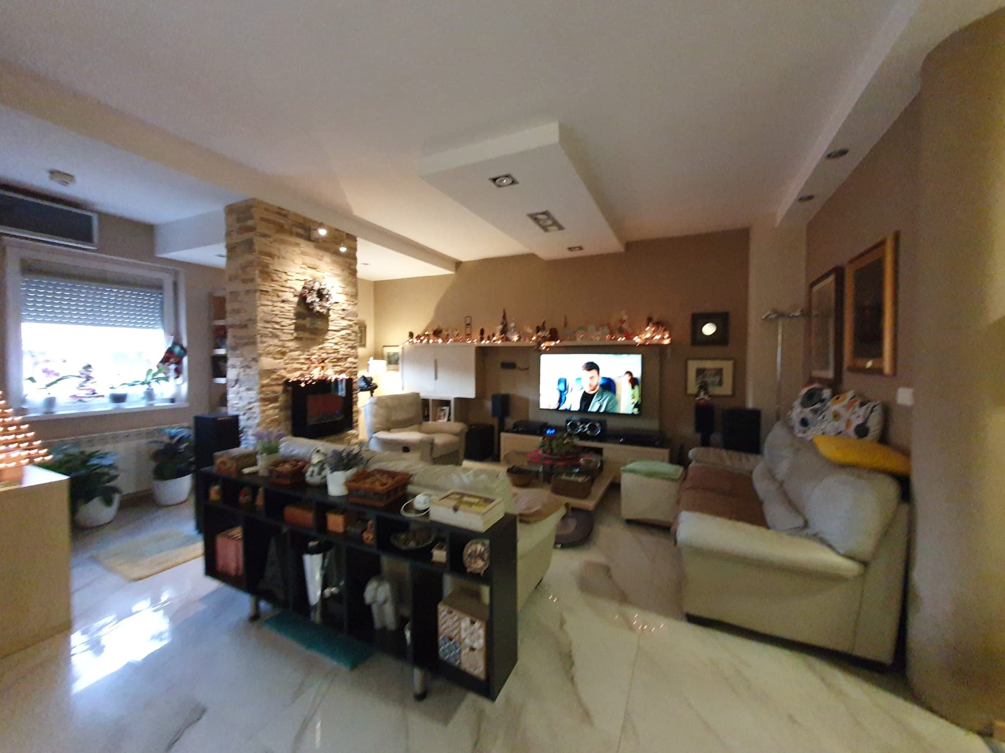 Куќа 350м2 на Водно - За Продажба - Центар - Слика 12