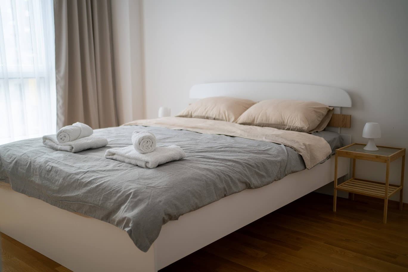 Опремен стан 50м2 во East Gate - За Изнајмување - Гази Баба - Слика 10