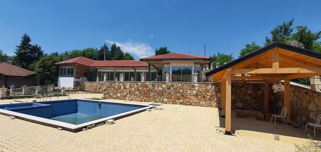 Деловен објект во близина на Марков Манастир - За Продажба - Студеничани - Слика 2