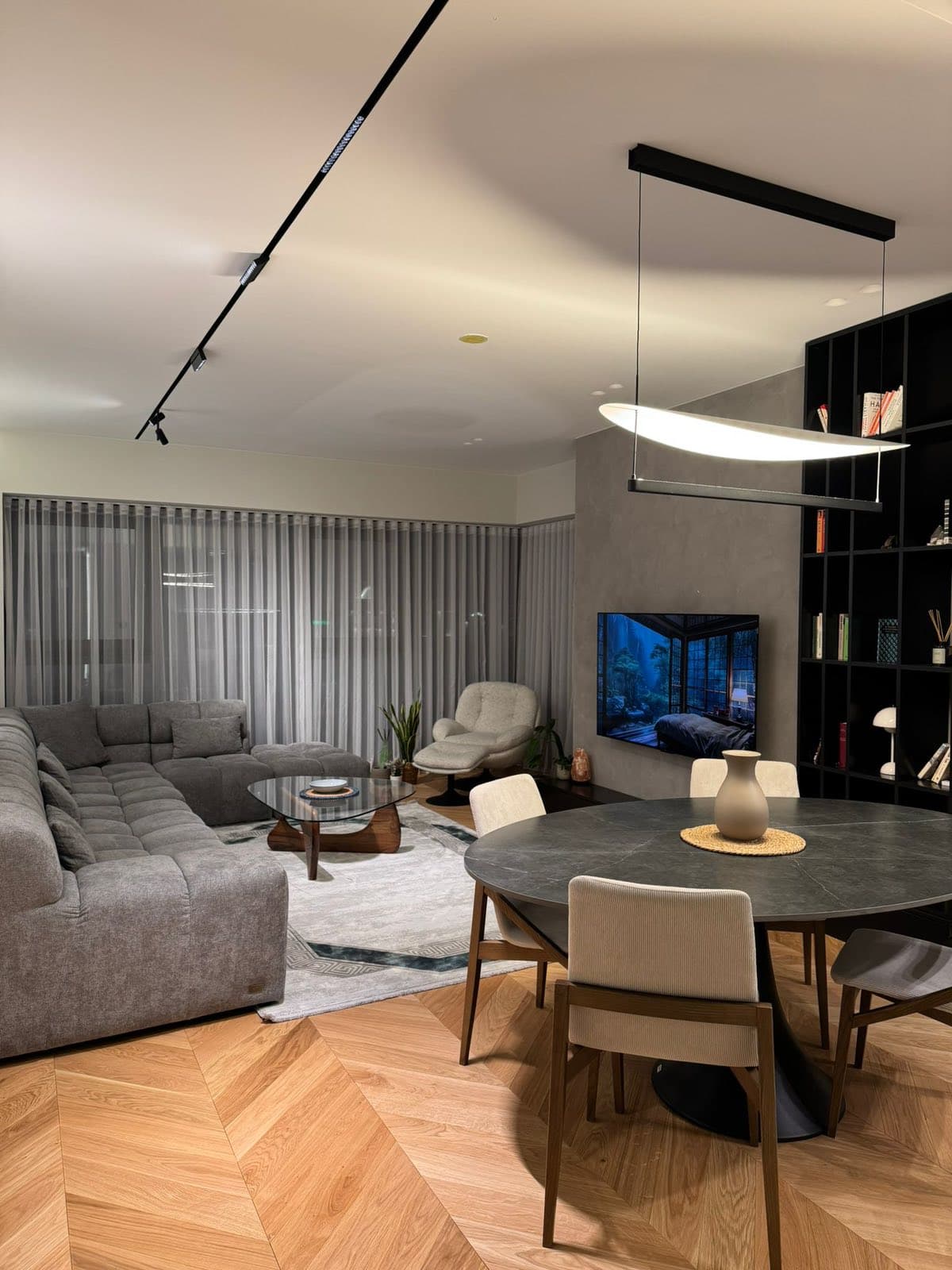 Нов стан 105м2 во Dimond - За Изнајмување - Центар