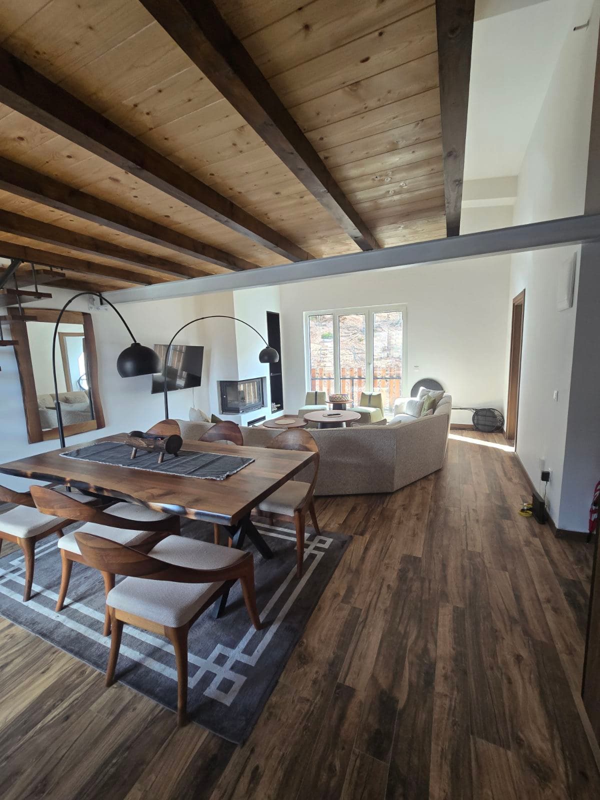 Модерен стан 64м2 во Маврово - 2