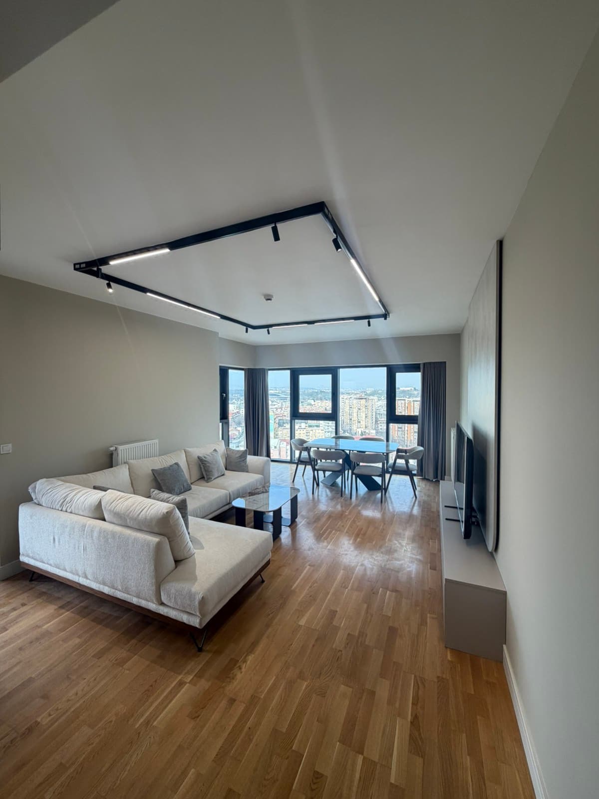 Стан 106м2 во Diamond - За Изнајмување - Центар - Слика 7