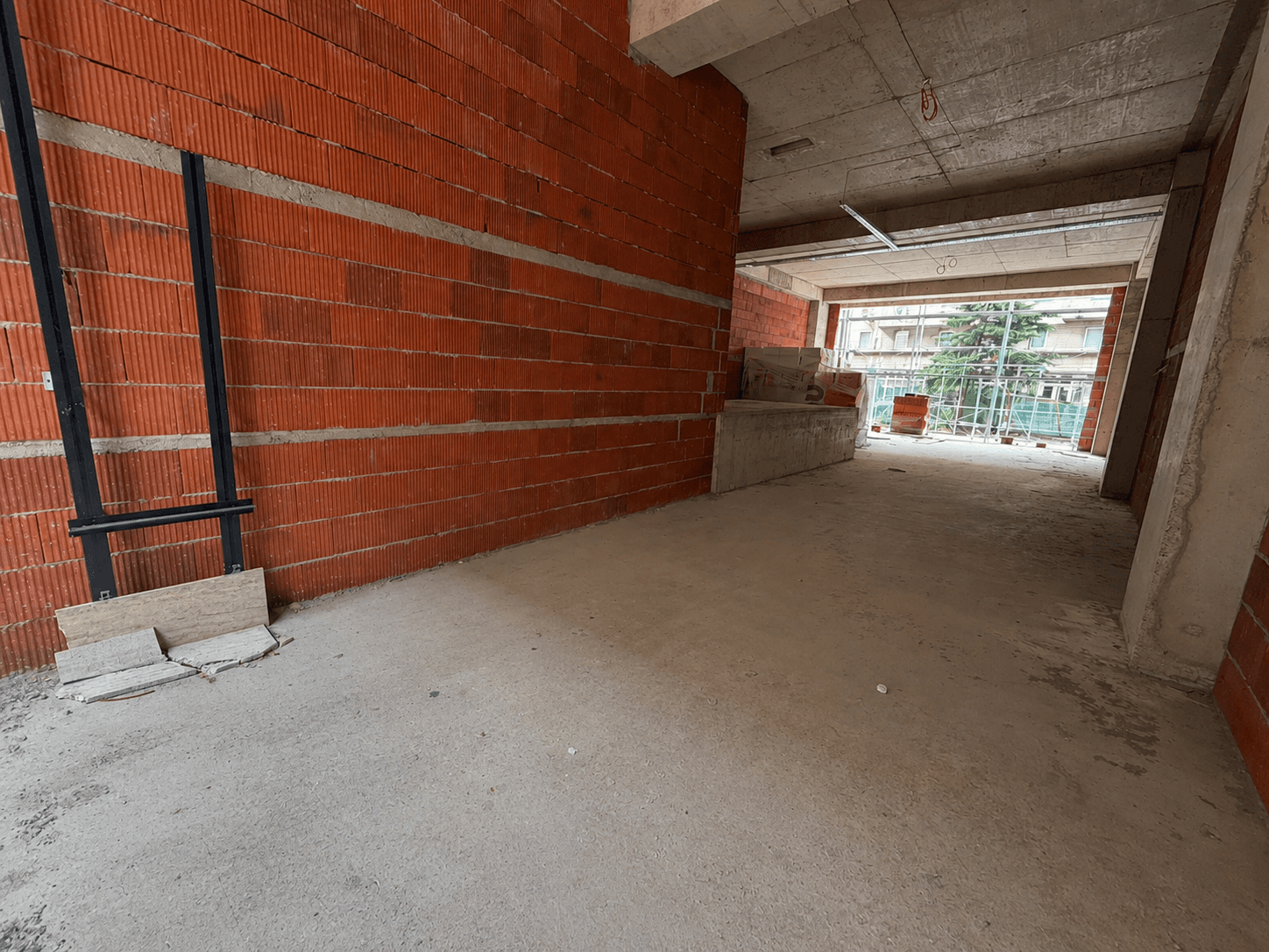Business space for sale on the premium location - For Sale - Skopje - Image 12