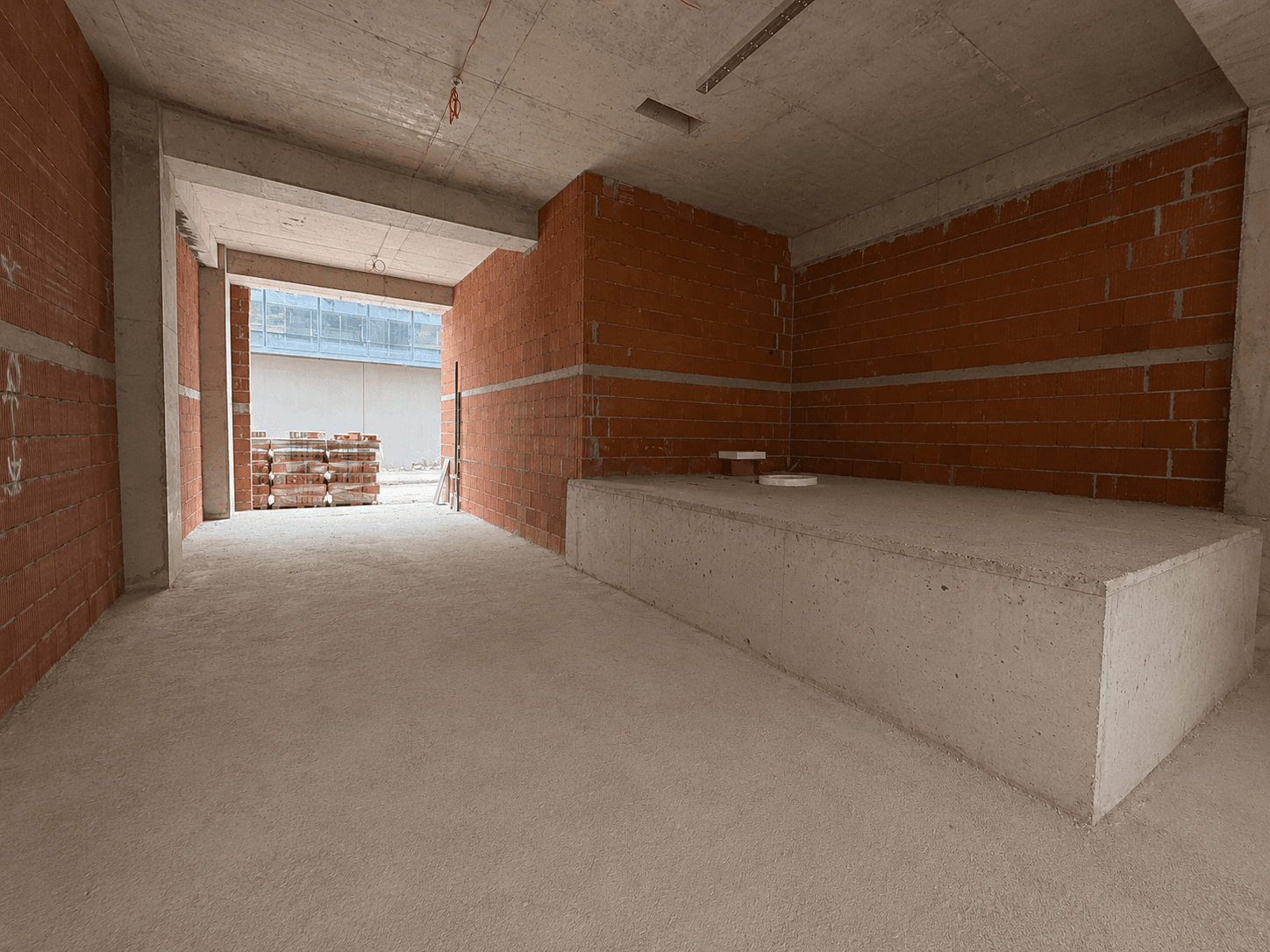 Business space for sale on the premium location - For Sale - Skopje - Image 11