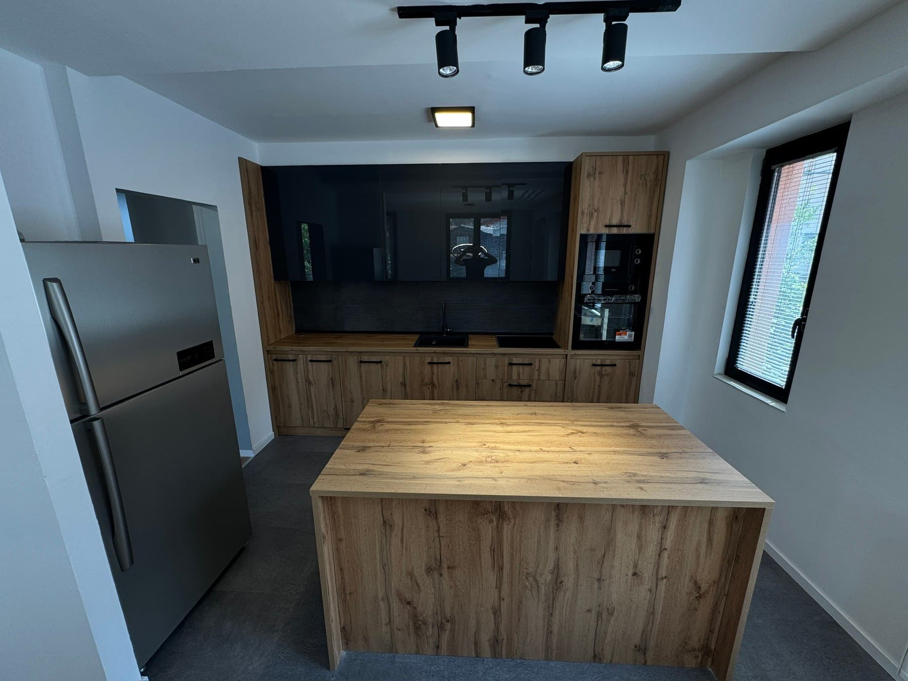 Стан 160м2 во Црниче - За Изнајмување - Црниче - Слика 4