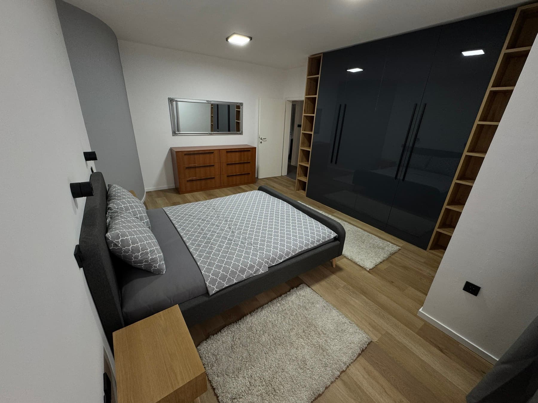 Стан 160м2 во Црниче - За Изнајмување - Црниче - Слика 12