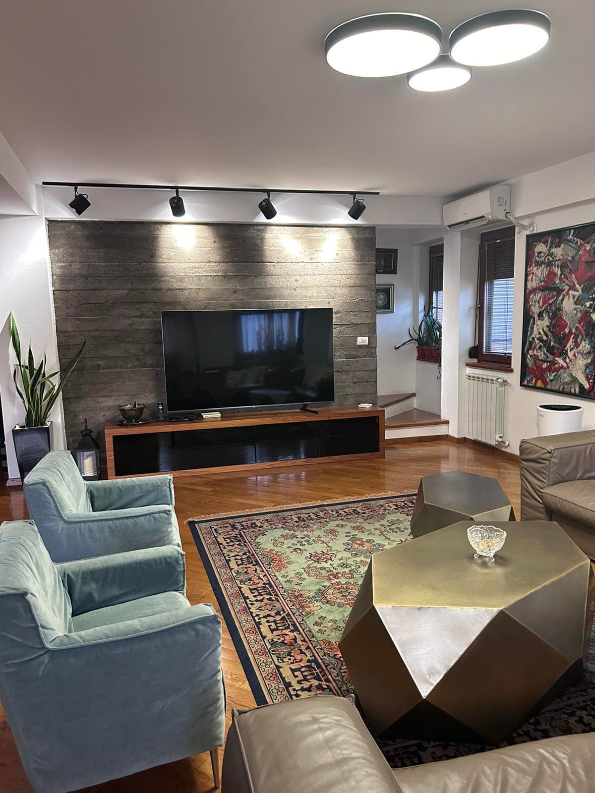 Стан 105м2 во Тафталиџе - За Продажба - Карпош