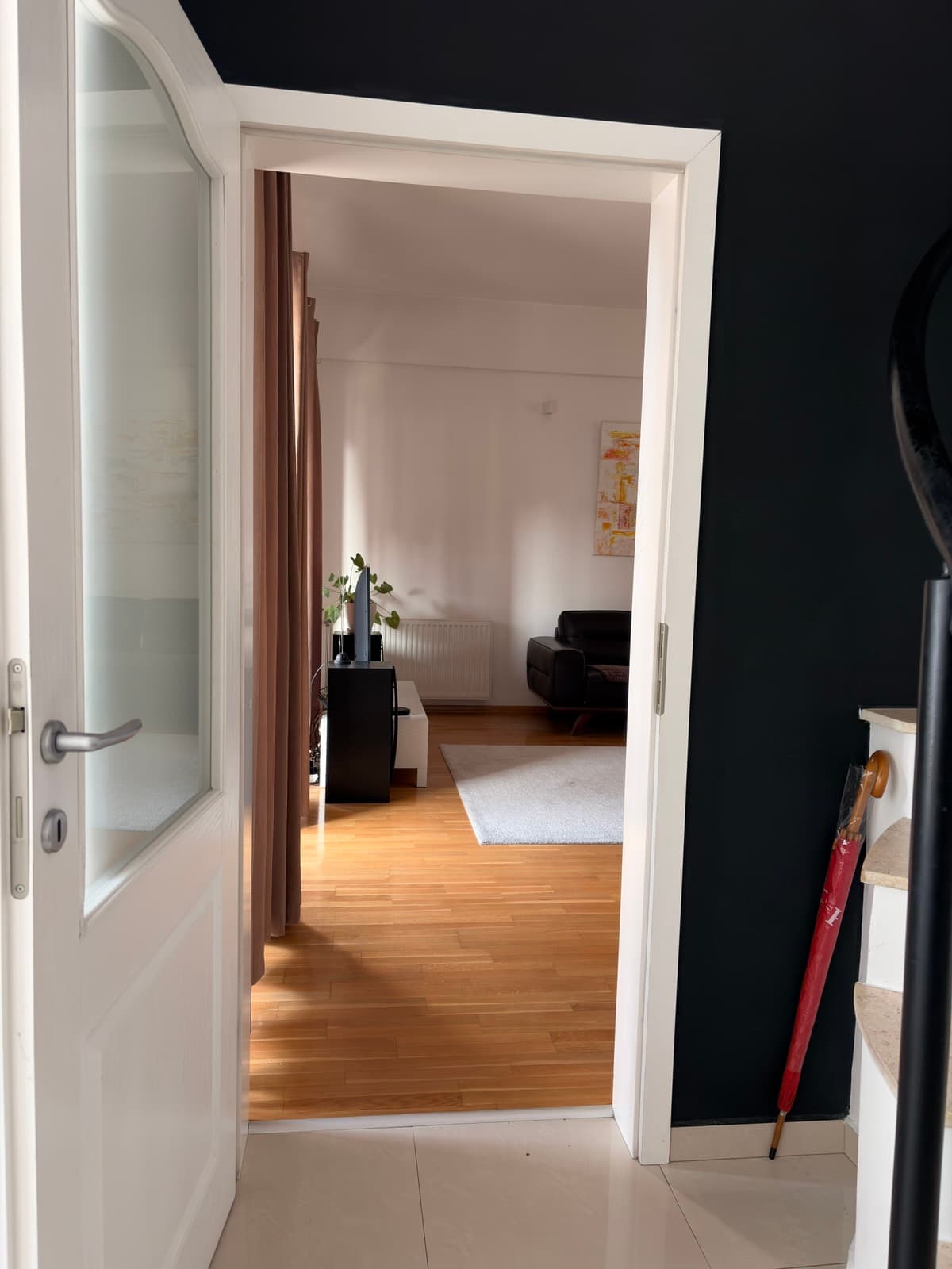 Стан 200м2 во Тафталиџе - За Изнајмување - Карпош - Слика 5