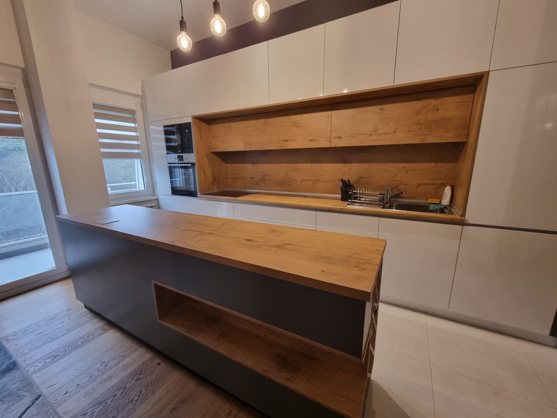 Модерен стан 100м2 на Водно - За Изнајмување - Водно - Слика 6