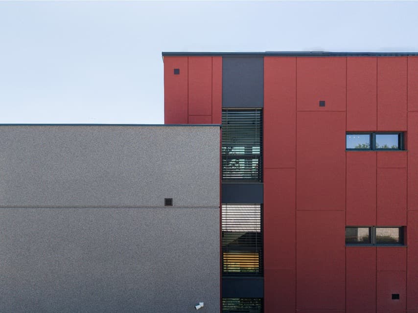 Exclusive house 600m2 in Vlae - For Rent - Karposh - Image 4