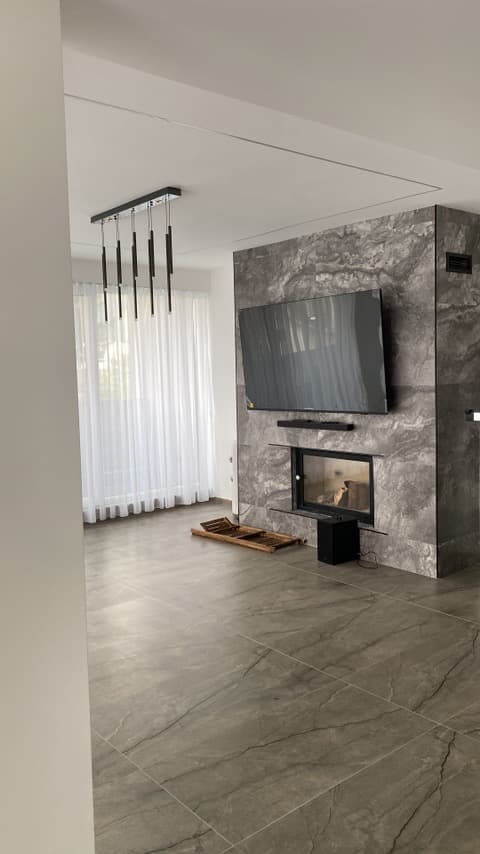 Exclusive house 600m2 in Vlae - For Rent - Karposh - Image 19